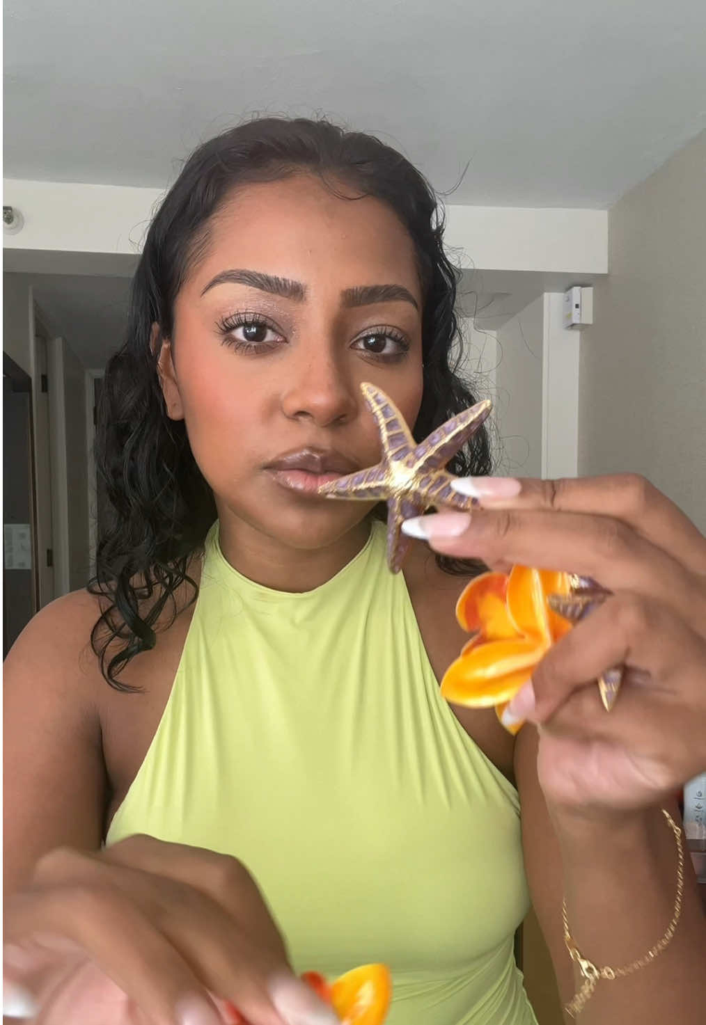 Grwm for dinner in Hawaii 🤭