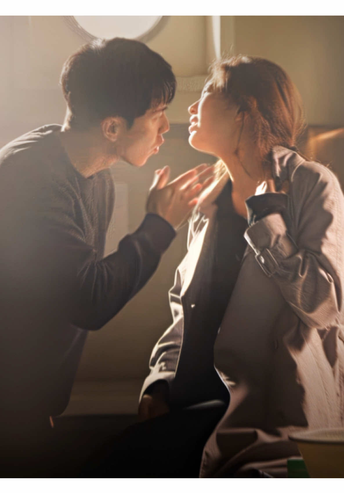 Falling in love..          scp:xkdramapacks | cc:me. Copyright Ⓒ SBS. All rights reserved.  #vagabond #kdrama #edit   