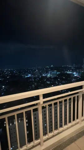 My new balcony view every night🥹 nakakawala ng pagod yung paglilipat ng condo sa view na to☺️ #dmcihomes #condoliving 