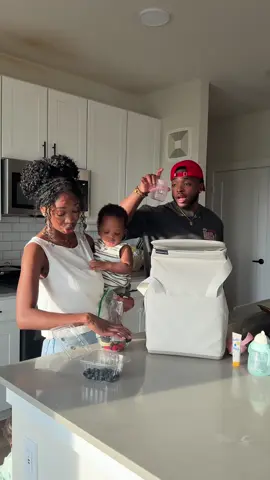 Cheers to spill free sips and happy babies thanks to our Tommee Tippee cups! Shop all Tommee Tippee at Walmart @Tommee Tippee North America #TommeeTippeePartner #ad