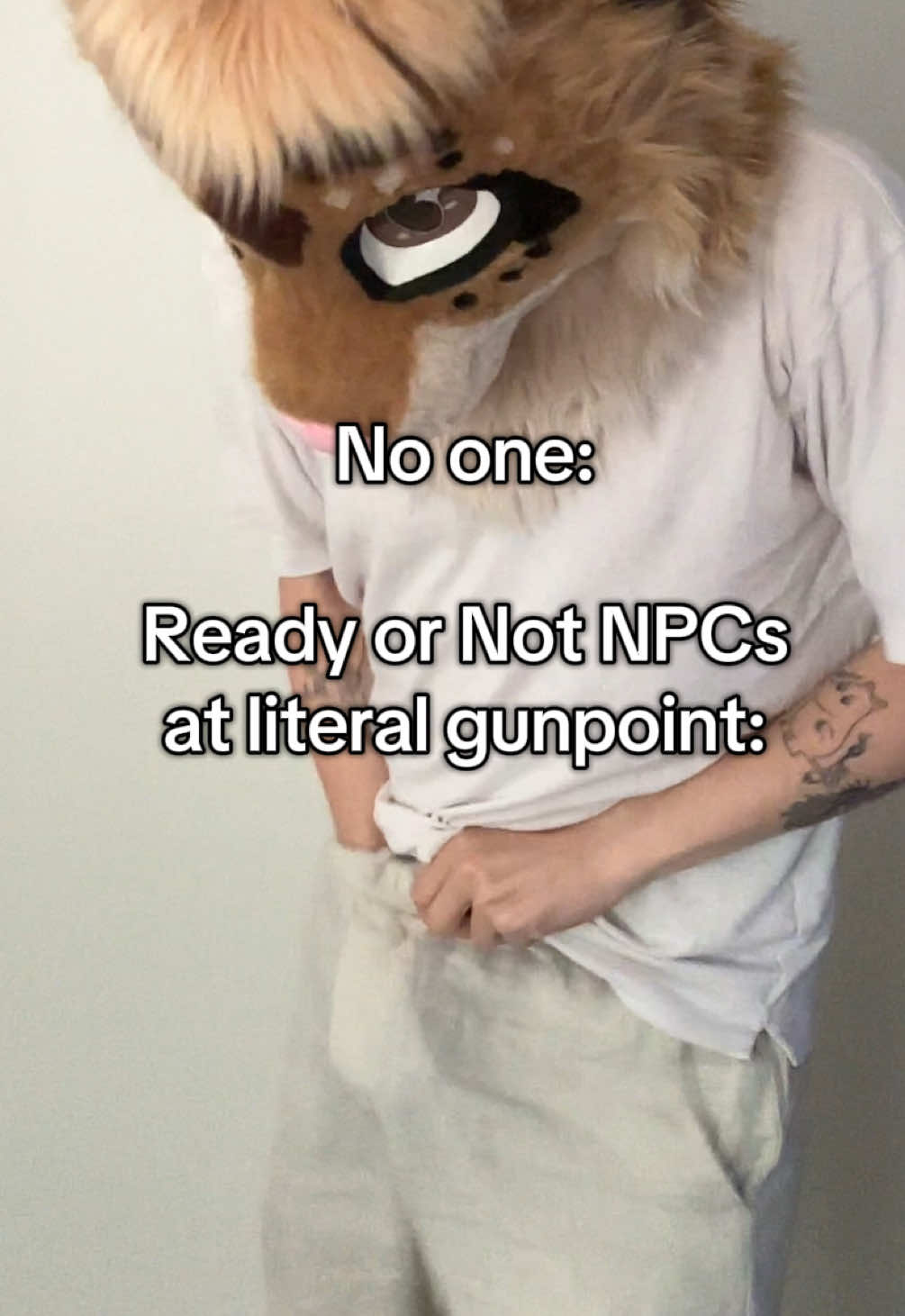 Starting to pmo ong 😔  . . . . 🏷️ #furrytattoo #fursuit #fursuitpartial #lynxfurry #fursuitersofTIKTOK