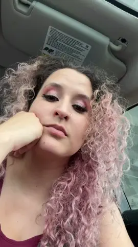 Por una razón Diosito no me hizo famosa 🤣 Eso de maquillarse todos los días es casi que un trabajo de tiempo completo 🙃 #makeup #maquillaje #eyelashes 