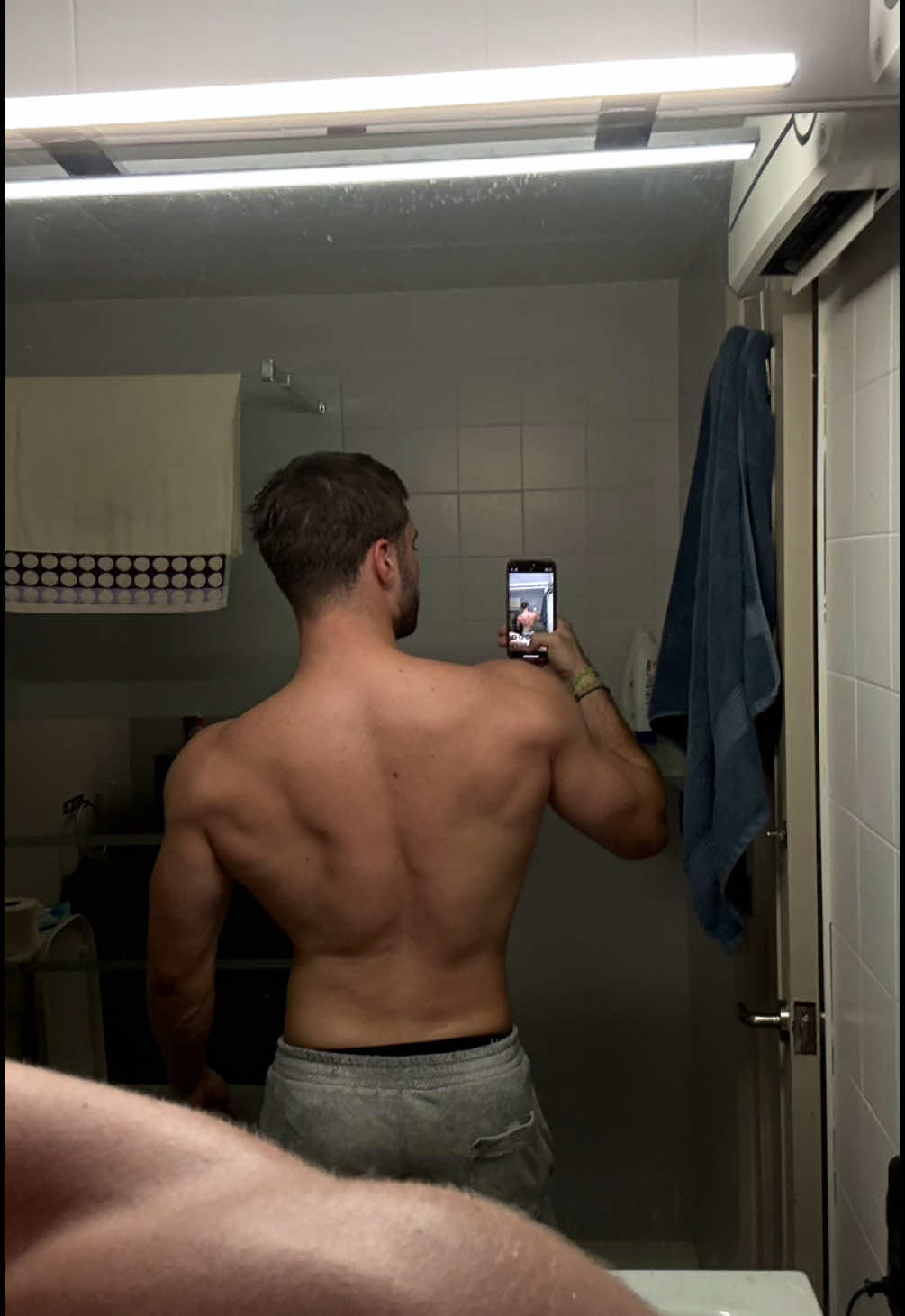 Les effets de votre premier cycle ⚙️💉                                         #foryou #fyp #objectifphysique #lifestylefit #prisedemasse #musculationfrance  