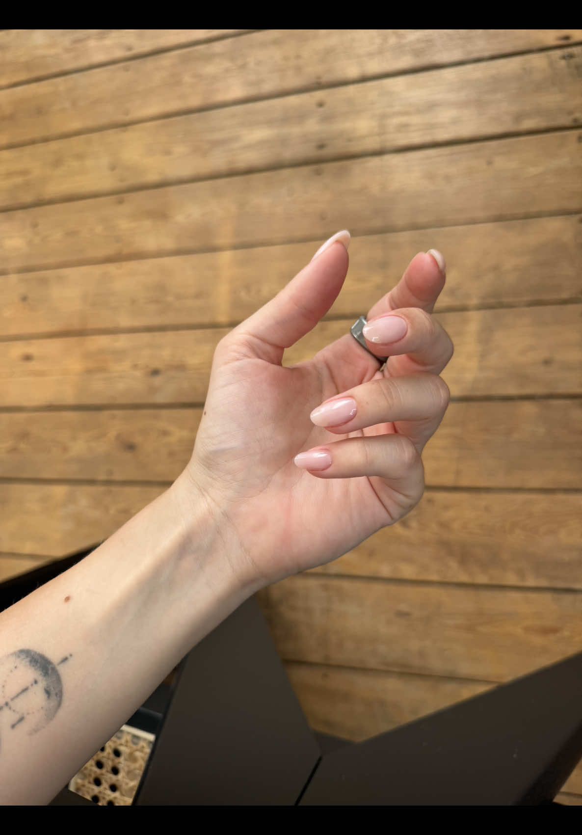 vous préférez quoi ? #nailsinspo @yla_studio 