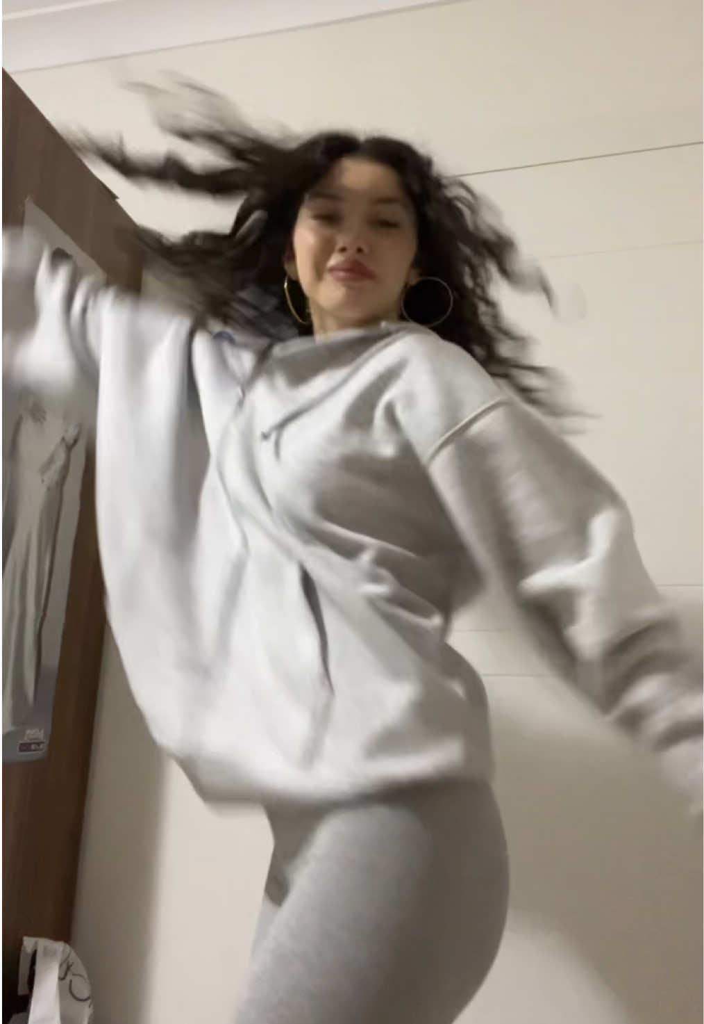 sonunda usenmeyi bırakıp video cektim #arianagrande #sidetoside #dance #keşfet #fypage 