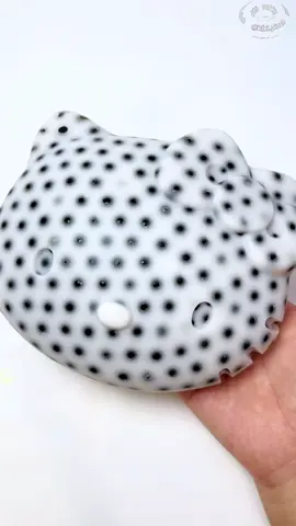Hello kitty 🐱 #asmr #immersive #obsessive #satisfy #decompression #sleep #asmrvideos #stress 