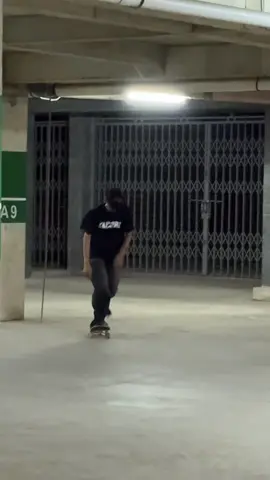 Ada suara “sut” diendingnya #skateboard 