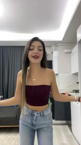 Bir görsenn #bulbenitiktok #keşfet #viralol #yeniakım 