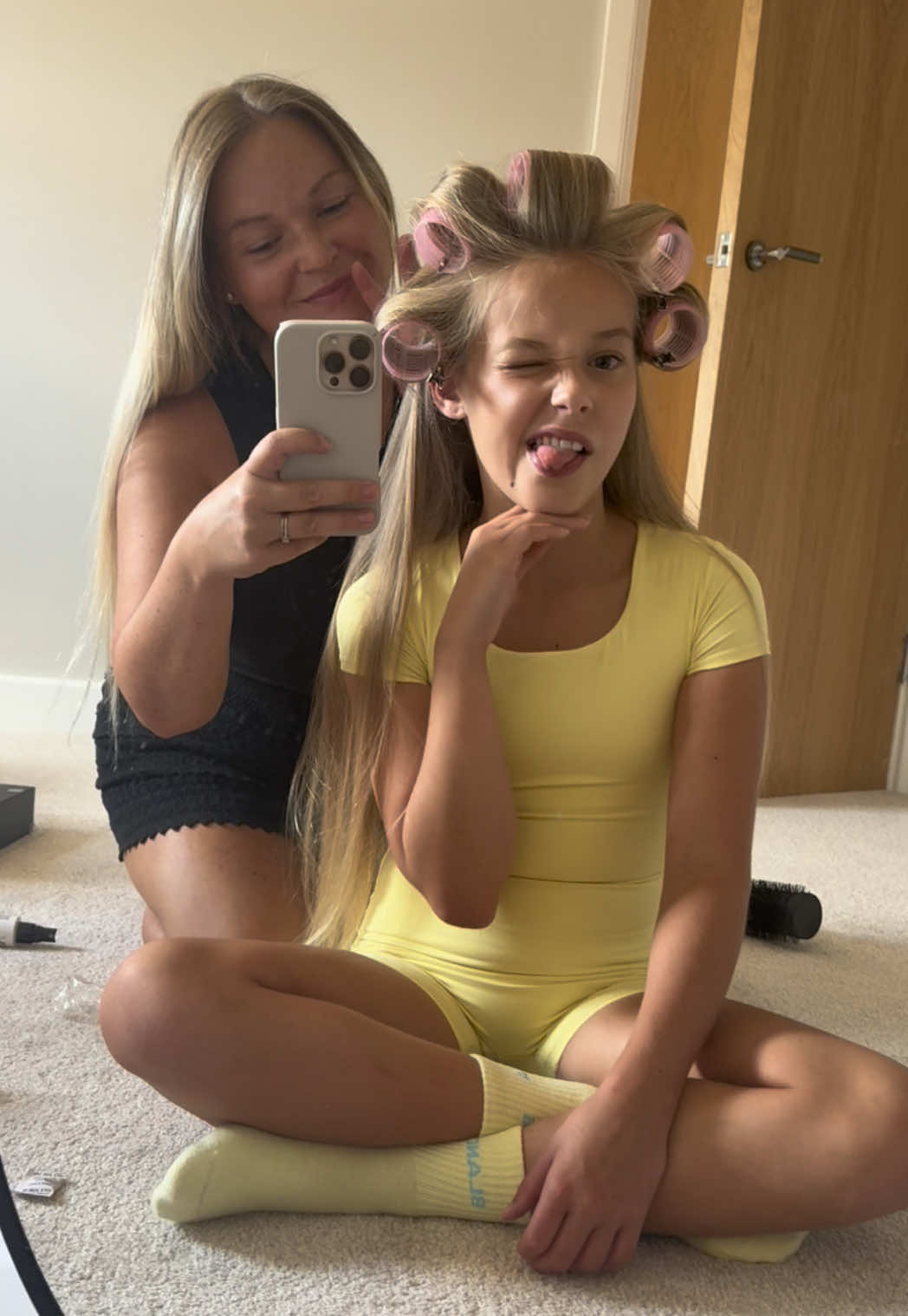 New hair products 💁🏼‍♀️ Please mind my bedroom I’m having a new room 😍😍  @LOOKFANTASTIC 🫶🏼  #hair #haircare #mumsoftiktok #family #fyp #viral #viralvideos #hairroutine #ghd #wowhair 