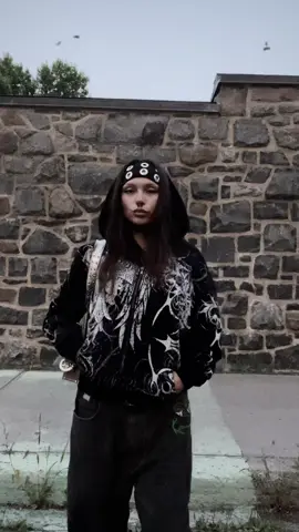 🖤🖤🖤 #outfit #mtl #montreal #fashion #inspo 