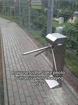 laughabke for you #foryoupage #funny #lolmoment #fyp #viral 