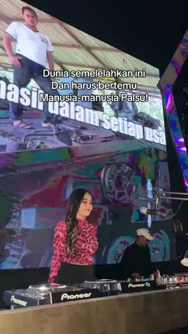 Rindu mengusik kenangan 💃 #djvebryana #djbucin #ibizasurabaya #ibizasurabaya 