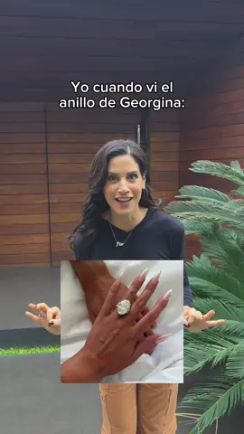 Creo que me quedó chico el anillito, tengo que pedir uno más grandecito 🤭🤣🤭🤣💍 Necesito sus opiniones, ¿les gustó el modelo del anillo que le dio @cristiano a @Georgina Rodríguez ? 👀
