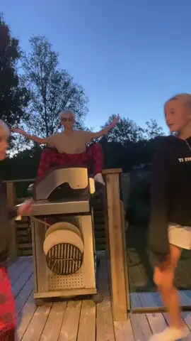 #dance #blonde #danceideas #stockholm #scandistyle 