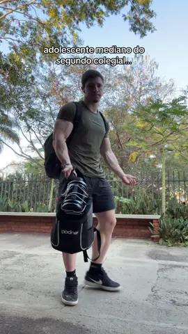 16 anos, começando o bulking 