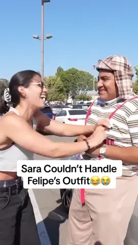 @sara Couldn’t Handle @Felipe ‘s Outfit😂😭 #felipe #sarasaffari #couple #flirting #relationships 