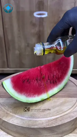 Put olive oil on watermelon 