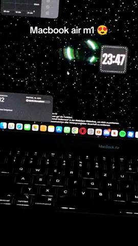 best laptop ngl #peak #techtok #fyp #apple @Nicky 