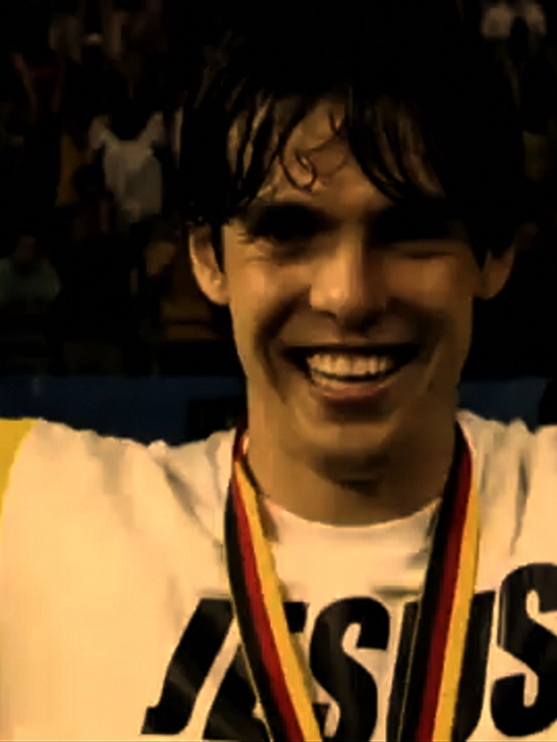 Kaka Niña Bonita #ricardokaka #kaka #Soccer #socceredits #edit #fypツ #salsa #temazo #lyric #fypchallenge #acmilan