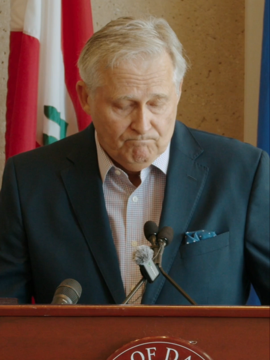 Dallas’ Shocking Inequality: Rev. Dr. George Mason of Faith Commons exposed the reality—life expectancy in some Dallas neighborhoods is decades shorter than others. Speaking at today’s press conference, he called on city leaders to stand firm in the fight for racial equity. 📺 Watch the full press conference here: https://www.youtube.com/watch?v=YdvtaAlk_cw #StandForEquity #BelovedCommunity #Dallas #DEI #Justice