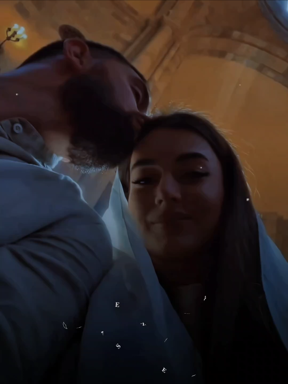 انتِ حبيبتي وأمي وبنتي… وميراثي وتاجي ورأس مالي ❤️ --------------------------------- @Amr Hassan  #عمرو_حسن #شعر_حب #كلام_من_القلب #حب_حقيقي #غزل 