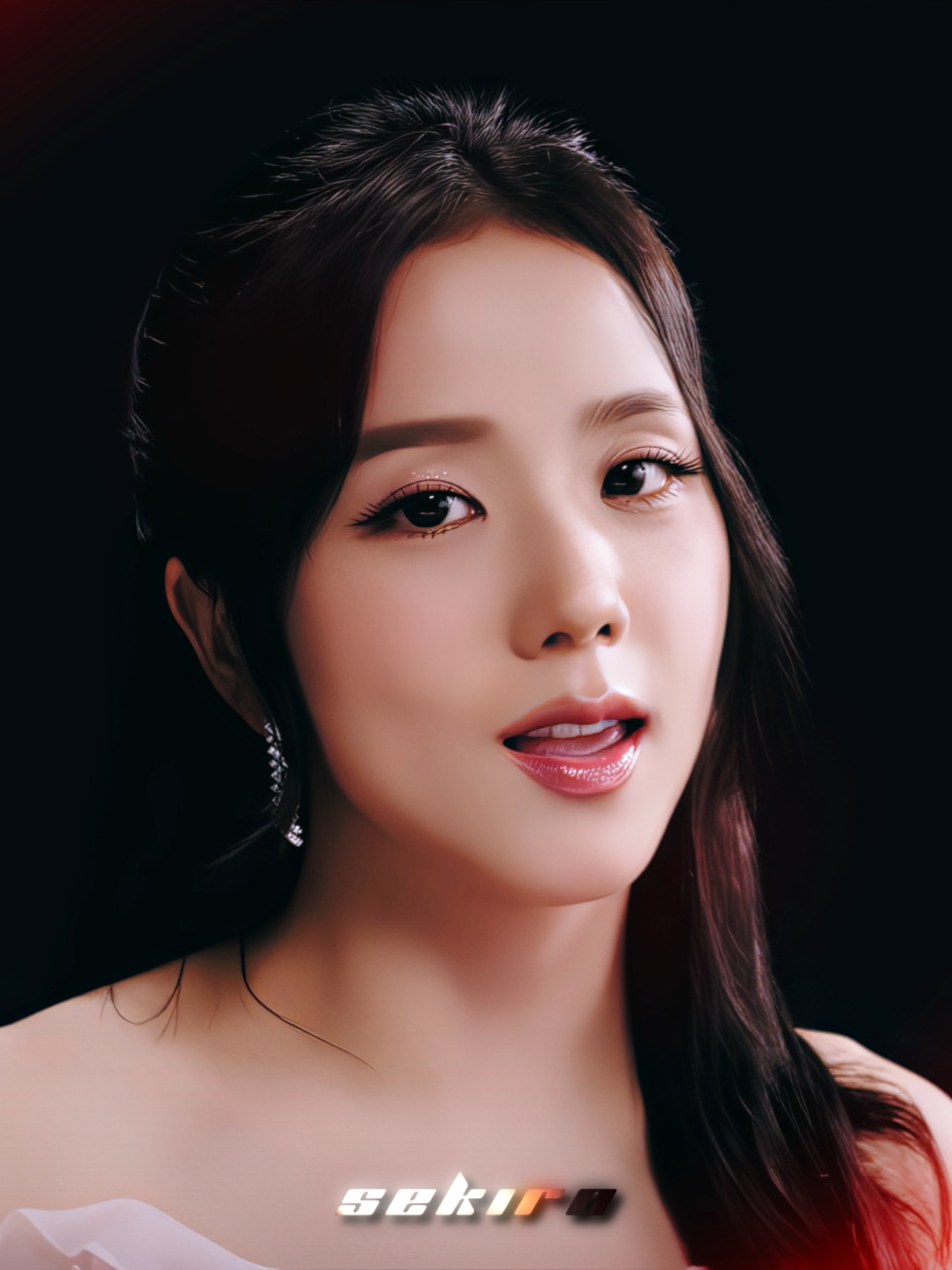 jisoo + flower is a beautiful combination #jisoo #blackpink #blackpinkedit #kpop #fyp