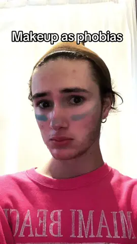 Do u know anyone with this phobia #gay #straight #phobiamakeup 