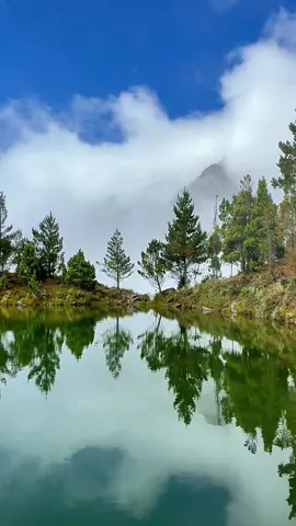 Laguna Jinchu Muruni en Pongo, La Paz #jinchumuruni #lapazbolivia #boliviatravel #turismobolivia 