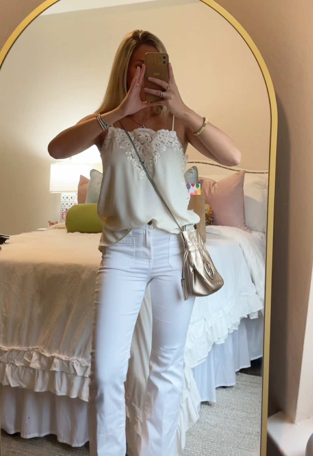 bdayyyyy and I think this is my first time willingly wearing jeans and liking it lol 🧁#22