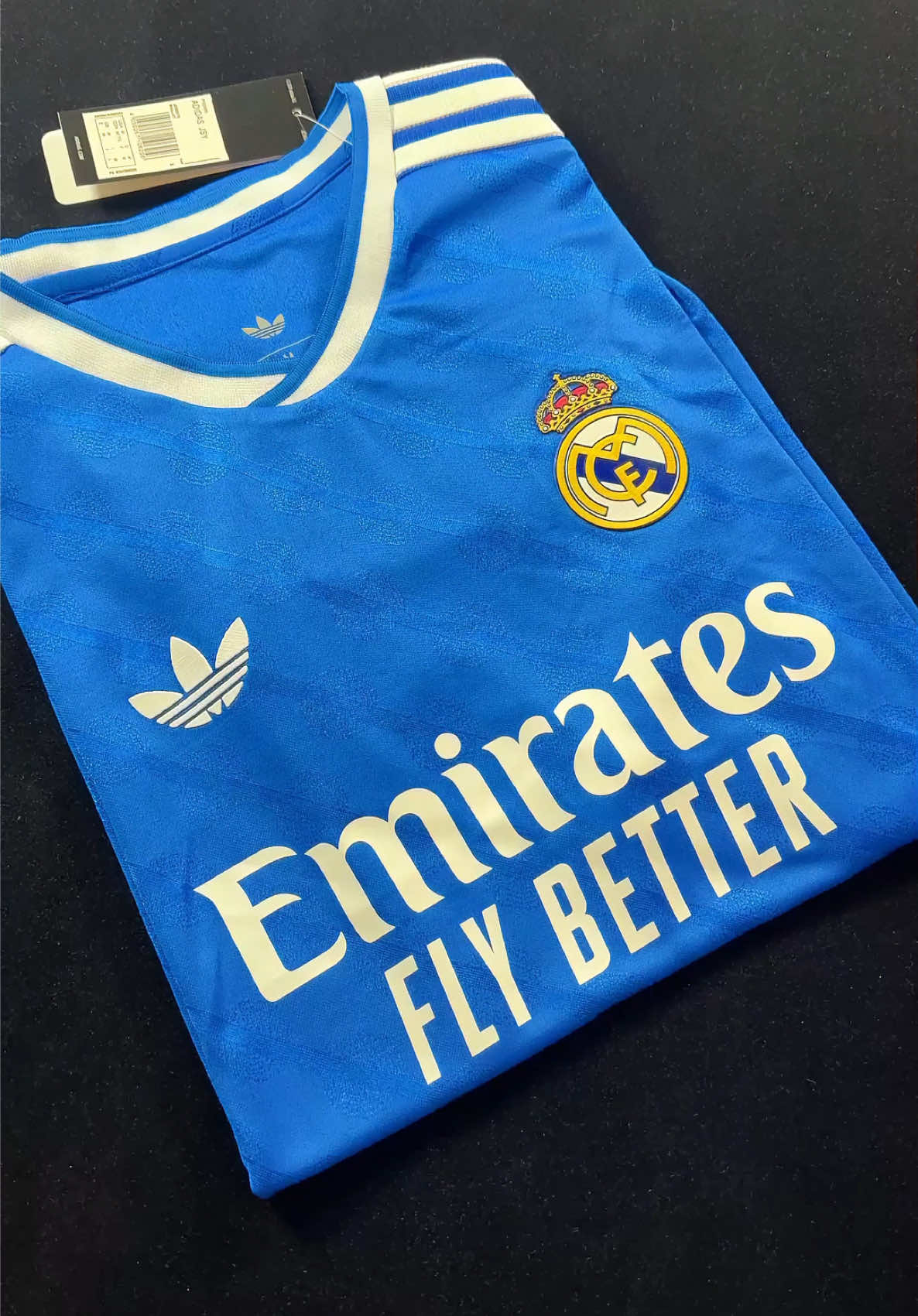 2025-2026season Special edition of Real Madrid jersey #realmadrid #realmadridfc #realmadridfans #realmadridfc🇪🇸🇪🇸🤍👑🦁💪 #newjersey#2025jersey#2025shirt#footballjersey#footballshirt#Soccer#viral#fyp 