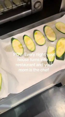 Yeah my mom (who also runs a company) single handedly cooks for 6-24 people every night. Anyone who’s been to my house can attest 🤌 should I make this a series 