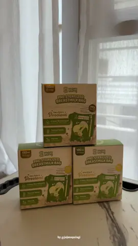 Kantong asip yang sangat aman untuk bayi bunda. Sudah di lengkapi double zipper jadi asip tetap steril. Keren nya sudah ada thermal sensor, ga bingung suhu untuk di minum bayi #momuung #kantongasip @Mom Uung Official 