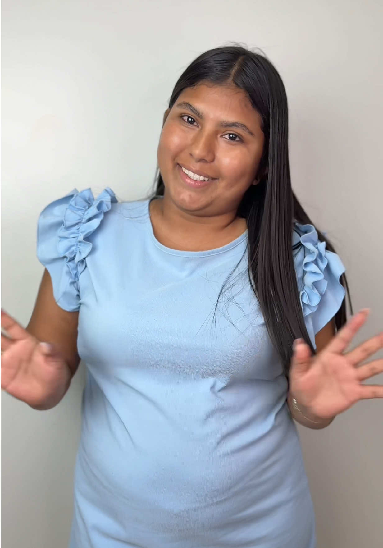 ✨ Nuestra bella paciente Naydelin , desde el corazón del oriente ecuatoriano, nos demuestra que con decisión y confianza, los sueños se hacen realidad. 🌟 Ella cruzó fronteras y superó obstáculos para vivir la experiencia que tanto anhelaba… y tú, ¿qué esperas para dar ese paso y transformar tu vida? 💖 Confía en manos expertas, vive un cambio seguro y con resultados reales. 💫 #Cambio360 #HistoriasReales #Inspiración #SueñosCumplidos #Confianza #CambioDeVida #PacienteFeliz #ResultadosReales #Transformación #trend #tredingvideo #treding #ConfíaEnLosMejores #ecuador @cirugias_cambio3600 