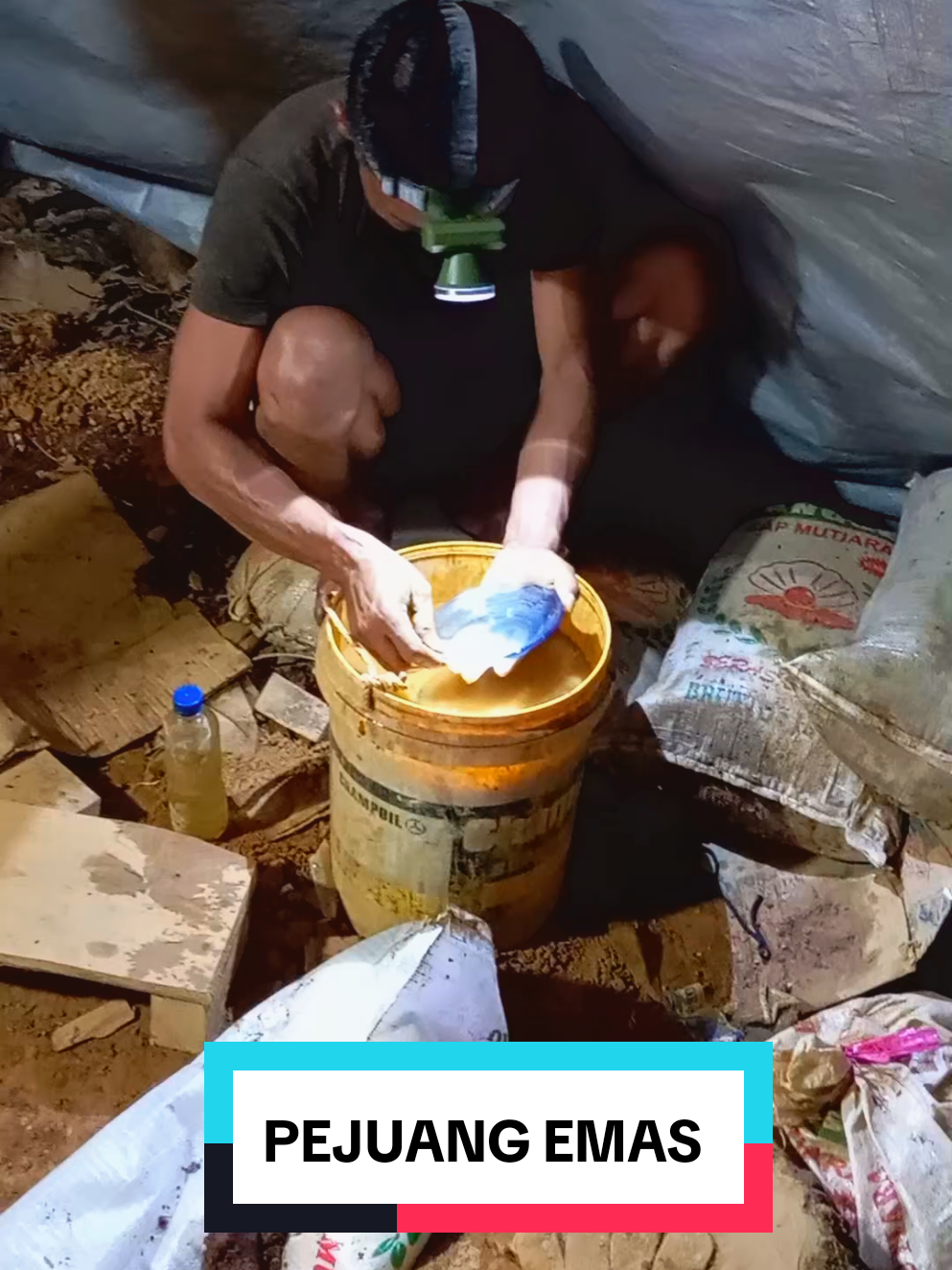 PARA PEJUANG EMAS  #haruskuat #bukitemas #emas #batuemas #pejuangrupiah 