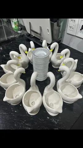 Ngta khui túi xách, nước bông, mỹ phẩm. Còn mình khui đồ làm mâm lễ phục vụ các tình yêu 😍 cứ bảo tiền đi đâu. Vào đây hết rồi chứ còn vào đâu 😬 #xuhuong #trending #tiktok #mamcungdaythang #mamcungthoinoi #mamcungthoinoi #mamcungdaythangbegai #mamcung #hưngyen89 #mamcungbetrai 