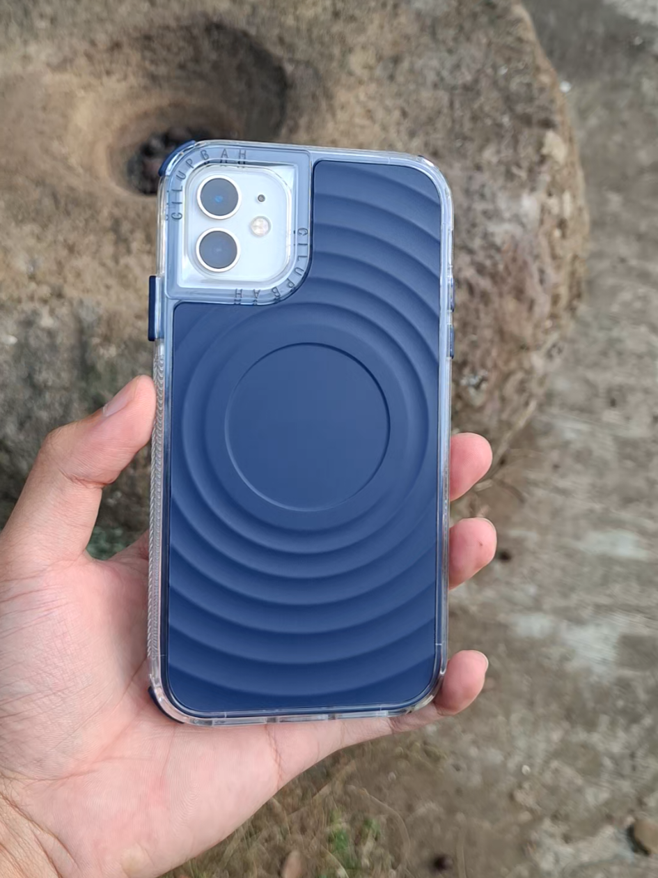 Harga segini sih terlalu murah buat case magsafe Iphone satu ini ya.. cakep banget ga si.. super super estetik 😍 Built quality super premium 🫵🏻😎🔥 #softcaseiphone #casemagneticiphone  #casemagsafeiphone  #hardcaseiphone #casepremiumiphone  