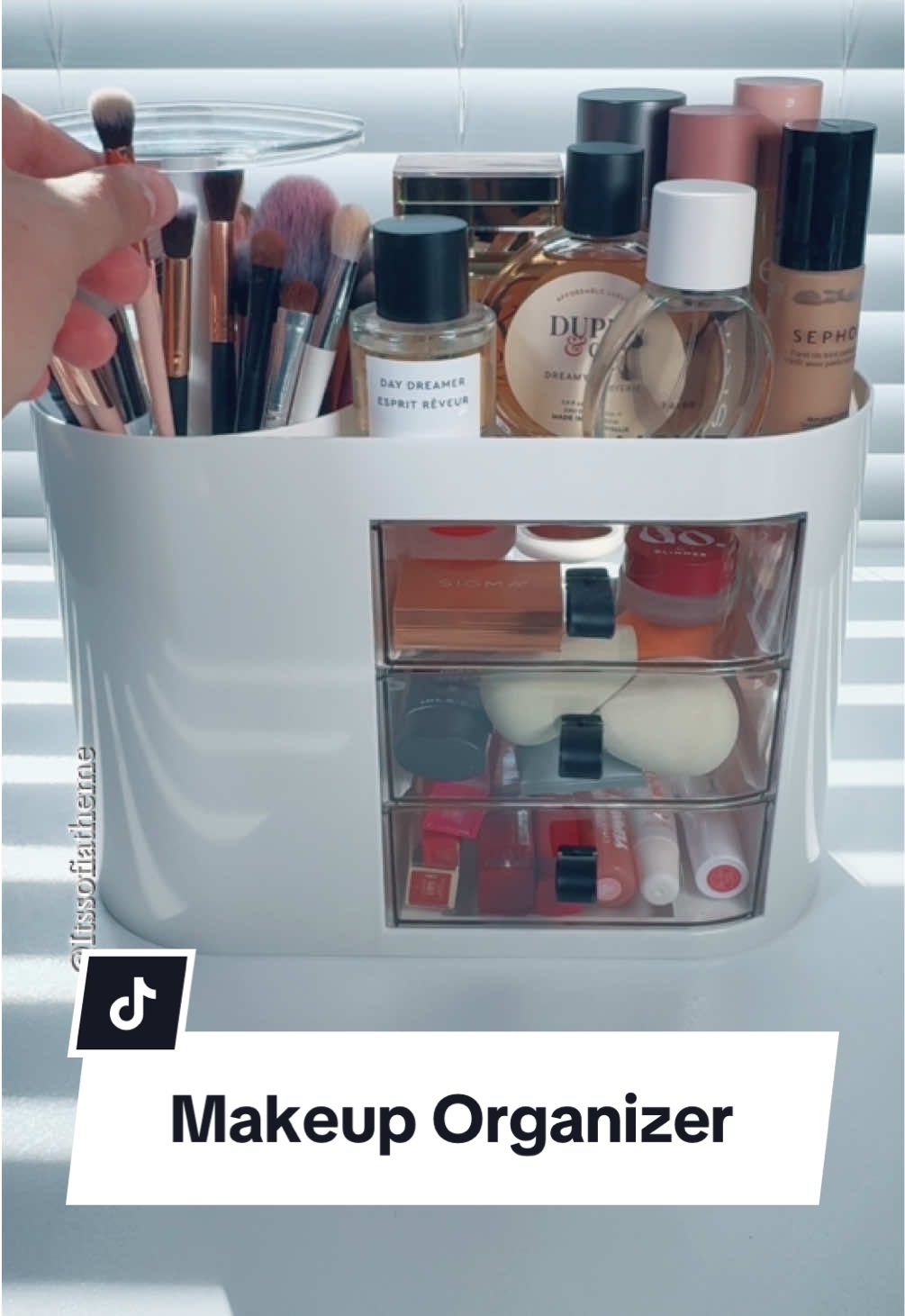 Makeup Organizer with drawers. Brush holder with one touch open. Plenty of room for your makeup or jewelry! ✨💄  @UFORU NEST #makeupstorage #makeuplovers #makeuptools #makeupdrawer #maquillajetiktok 