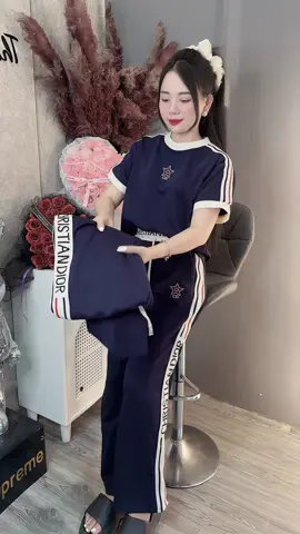 Set hot😍😍😍 @Thảo My bán đồ xinh👗👠🩷 #setdoxinh #thoitrangtiktok #quànaoquangchau #phôidoxinh #setvay 