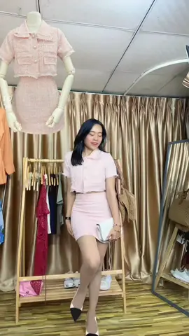 Tweed Set လေး စျေးမပြောင်းခင်ယူထားနော် Small Only သာရပါတော့မယ် 🥰#TripleTfashionshop #tiktokuniverser🌎 #Bkkdiret #onlineshopping #fashion 