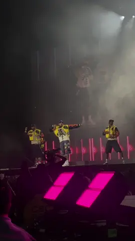 new dance break unlocked #fyp #newyork #breezybowl #chrisbrown #concert 