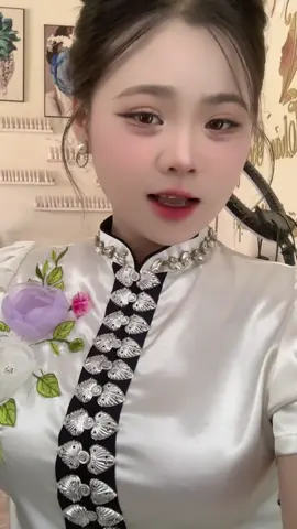 ❤️#xuhuong2025 #gáithaitaybac #