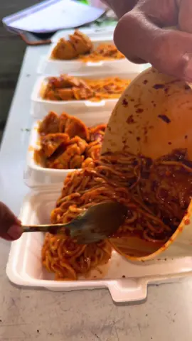 YaAllah bikin ngilerr 🤤🤤 #fypシ゚viral #seblakdjuara #miejebewdapurkejambon #miepedas 