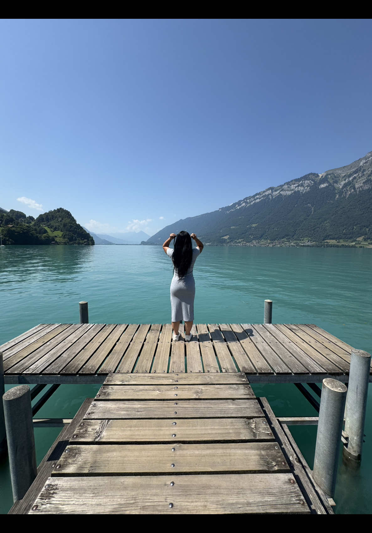 Switzerland is absolutely beautiful. I can’t get over it 💕 Check out SUP Brienzersee for paddle boarding at Lake Brienz! #Switzerland #lakebrienz #fyp #interlaken 