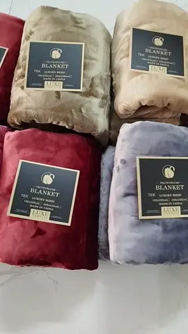 Chăn tuyết những lông Thỏ Blanket chất tuyết mịn chăn không quá dầy không quá mỏng dùng 4 mùa. #xuhuongtiktok #chanlongtho #chantuyetnhung 