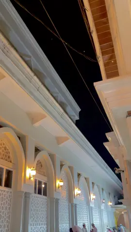 Bila ziarah ke sekumpul ni hati berasa tenang , apalagi bila landung malam 😊 #gurumuhammadzainibinabdulganialbanjari #ziarah #makamgurusekumpul #sekumpulmartapura❤️❤️ 