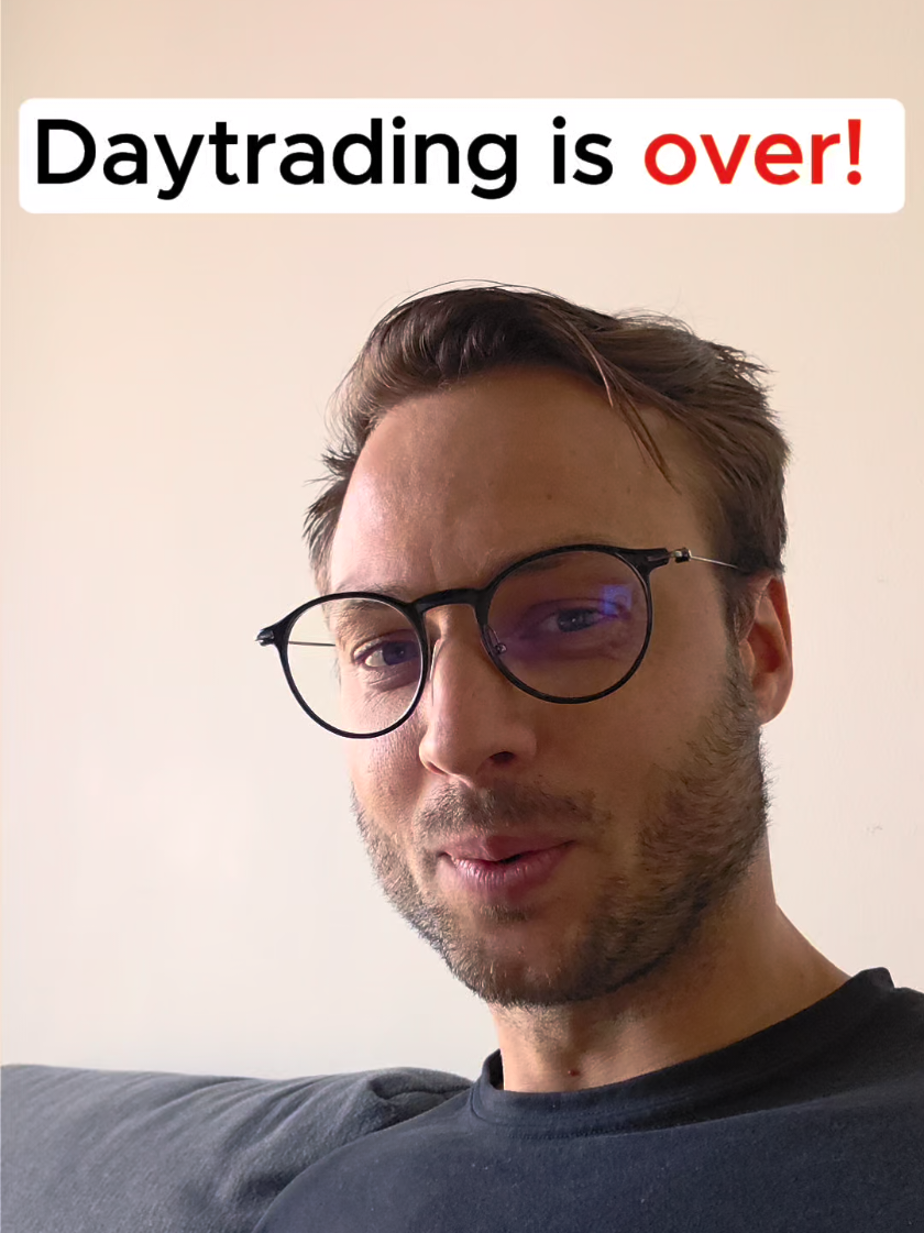 ​Day trading is over. I've officially cracked the code and I'm letting a bot do all the work. Want to learn how? Watch this. 🤖💰 #daytrading #algotrading #tradingstrategy #tradingbot #fxtrading 