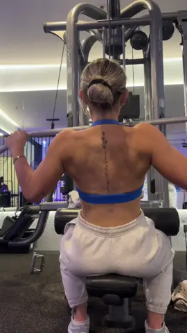 No one’s coming to do it for you! #dedication #discipline #gym #hobart #foryoupage 