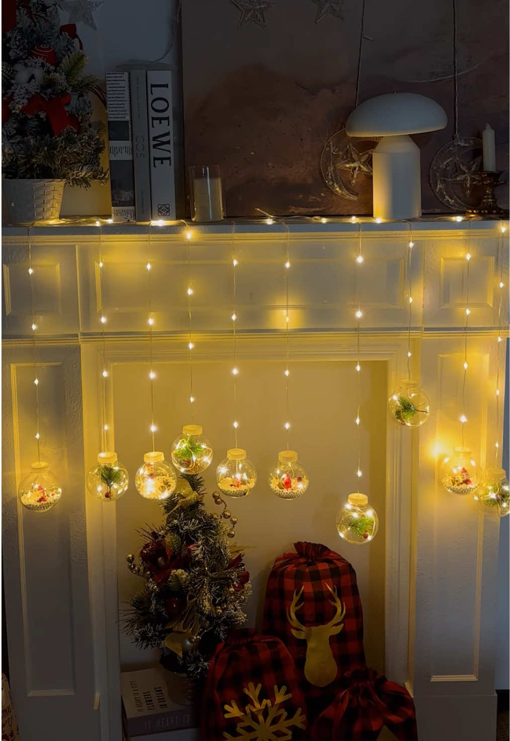 Transform your home into a winter wonderland with our glowing Santa & Snow globe lights-where every bulb holds a Christmas dream! 💭🎄#christmas2025🎅🎄🎄 #christmastiktok #christmasgift #christmasdecor #stringlights 