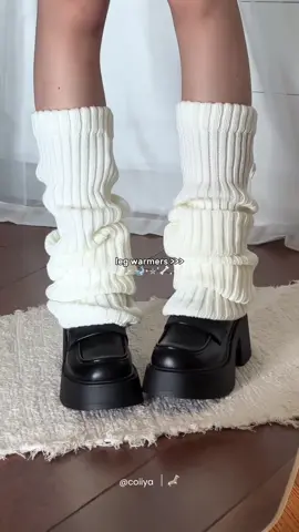 leg warmers socks 𐙚⊹₊⋆☆ #socks #tiktokfinds #y2ksocks #legwarmers #fyp   