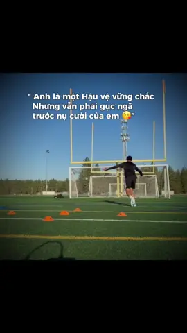 Anh là một hậu vệ vững chắc #captionbongda #bongdaphui #bongda #xuhuong 